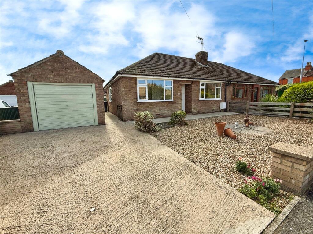Main image of property: Hamilton Road, North Hykeham, Lincoln, Lincolnshire, LN6