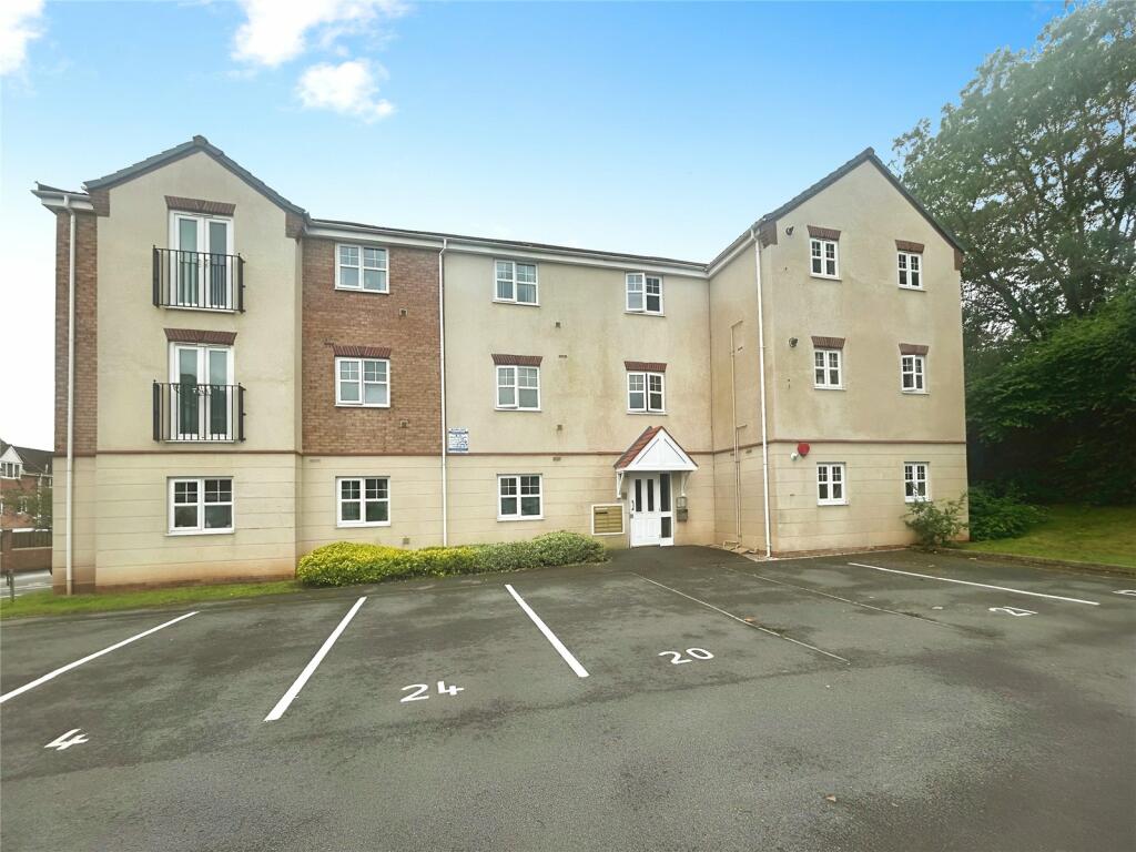 Main image of property: Greenwood Gardens, Nottingham, Nottinghamshire, NG8