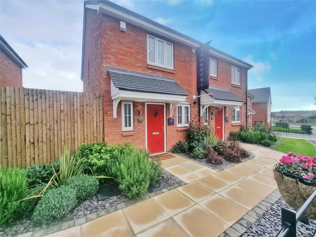 2 bedroom semi-detached house for sale in The Crescent, Stoke On Trent, Staffordshire, ST3