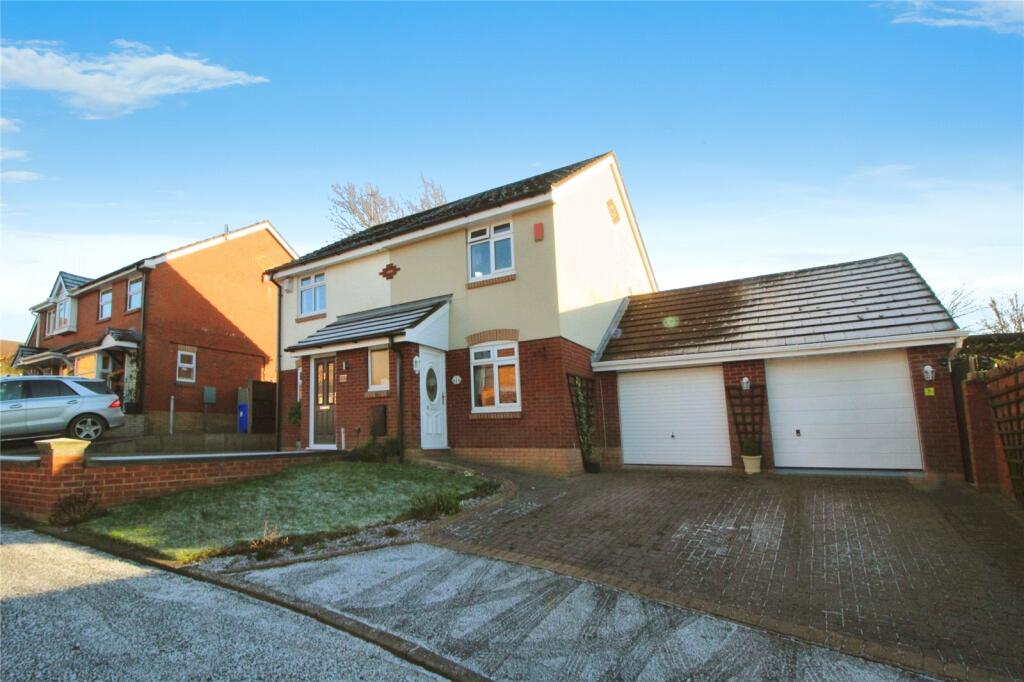 2 bedroom semi-detached house for sale in Cloverdale Place, Weston Coyney, Stoke On Trent, Staffordshire, ST3