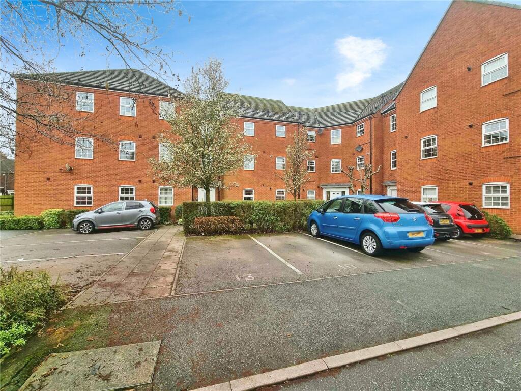 2 bedroom flat for sale in Fenton Hall Close, Stoke-on-Trent, Staffordshire, ST4