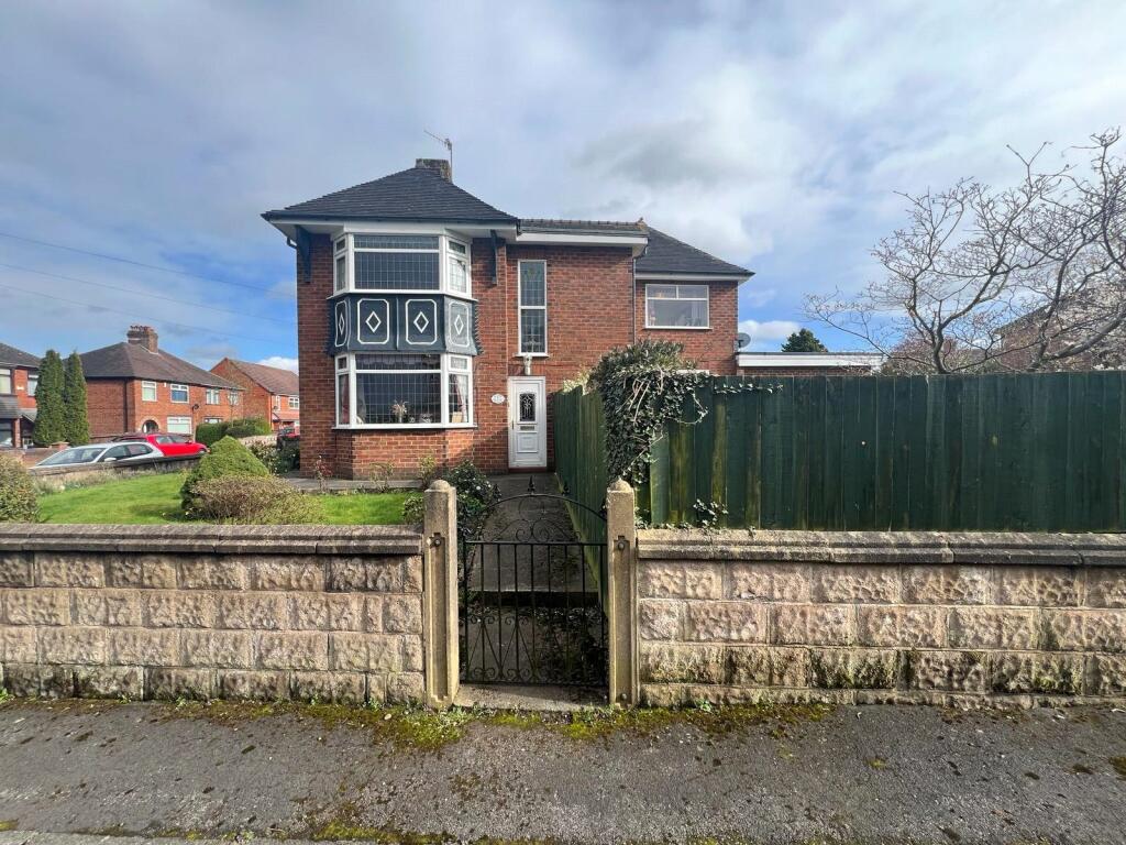 3 bedroom detached house for sale in Meadow Avenue, Longton, Stoke On Trent, Staffordshire, ST3
