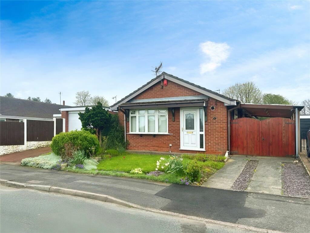 2 bedroom bungalow for sale in Kingsnorth Place, Meir Park, Stoke On Trent, Staffordshire, ST3