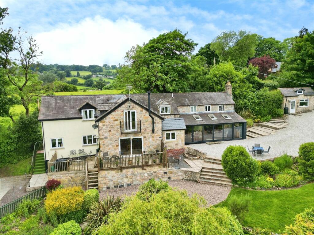 5 bedroom detached house for sale in Trefonen, Oswestry, Shropshire, SY10