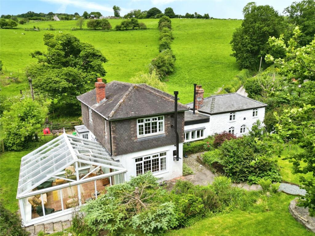 4 bedroom detached house for sale in Llanfechain, Powys, SY22