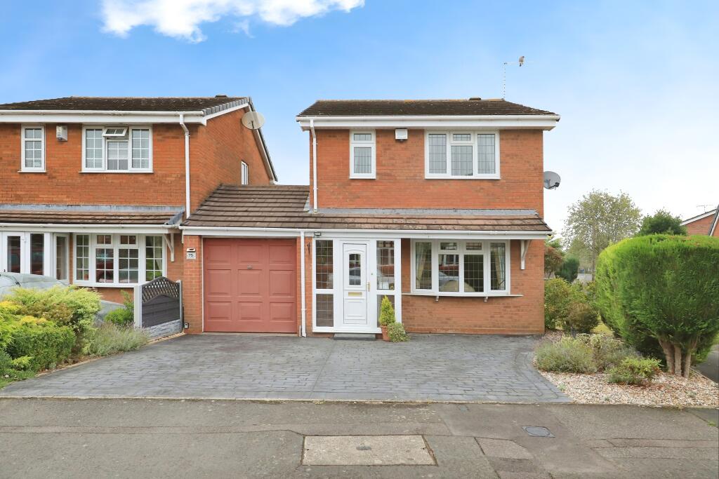 Main image of property: Leasowe Drive, Perton, Wolverhampton, Staffordshire, WV6