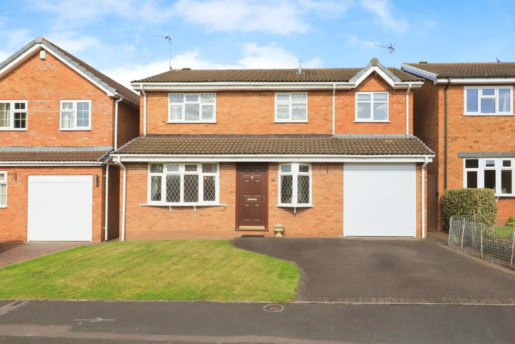 Main image of property: Warwick Avenue, Perton, Wolverhampton, Staffordshire, WV6