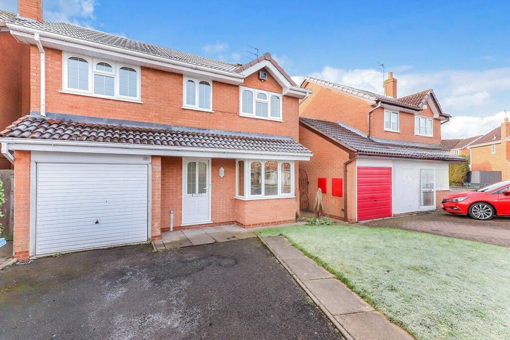 Main image of property: Leasowe Drive, Perton, Wolverhampton, Staffordshire, WV6