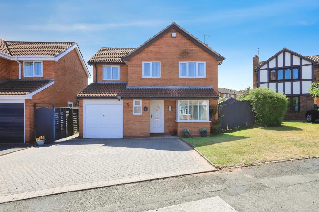 Main image of property: Leasowe Drive, Perton, Wolverhampton, Staffordshire, WV6
