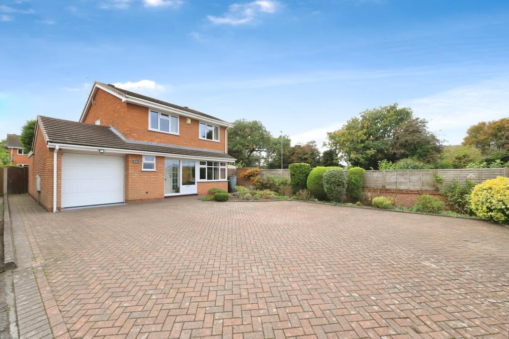 Main image of property: Wren Avenue, Perton Wolverhampton, Staffordshire, WV6