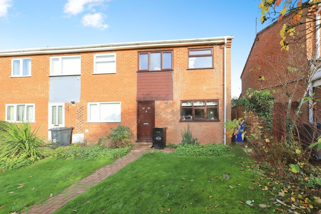Main image of property: Scampton Close, Perton Wolverhampton, Staffordshire, WV6