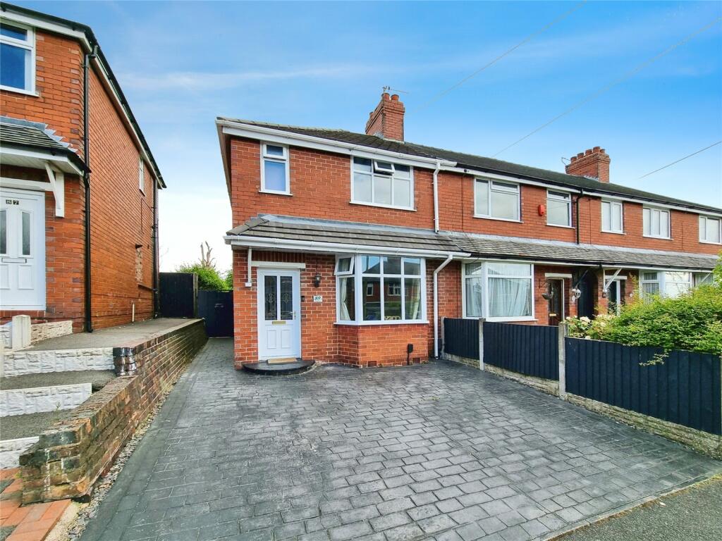 3 bedroom end of terrace house for sale in Sandy Road, Sandyford, Stoke-on-Trent, Staffordshire, ST6