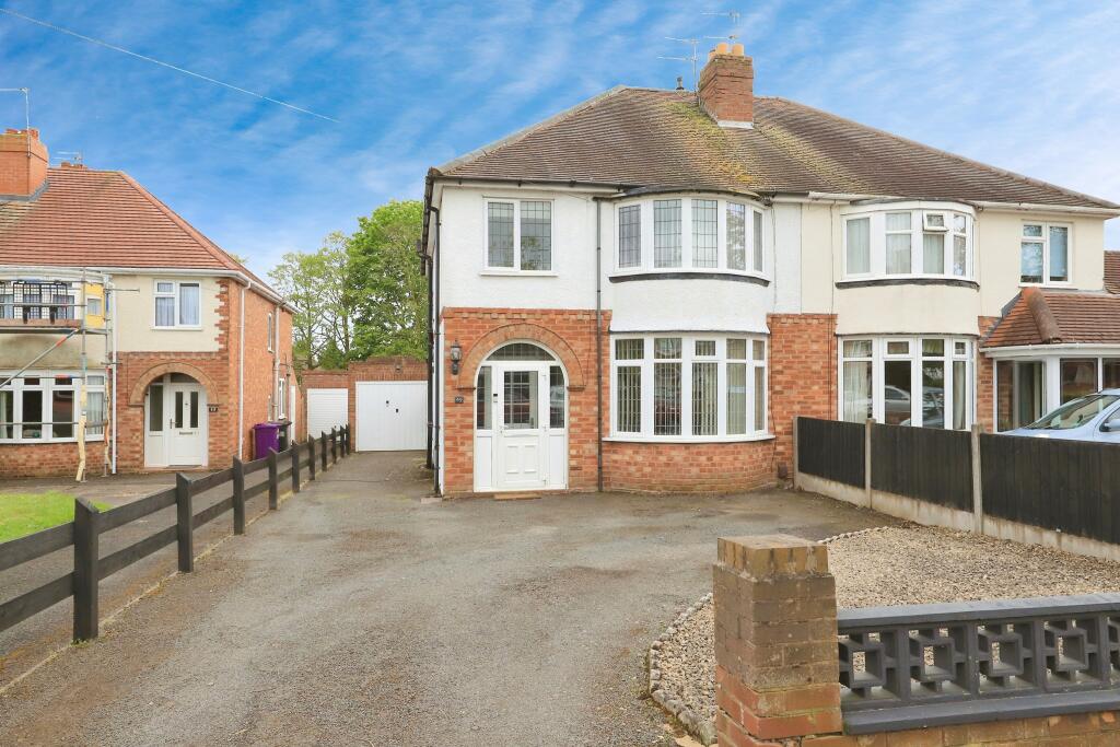 3 bedroom semidetached house for sale in Lawnswood Avenue, Tettenhall
