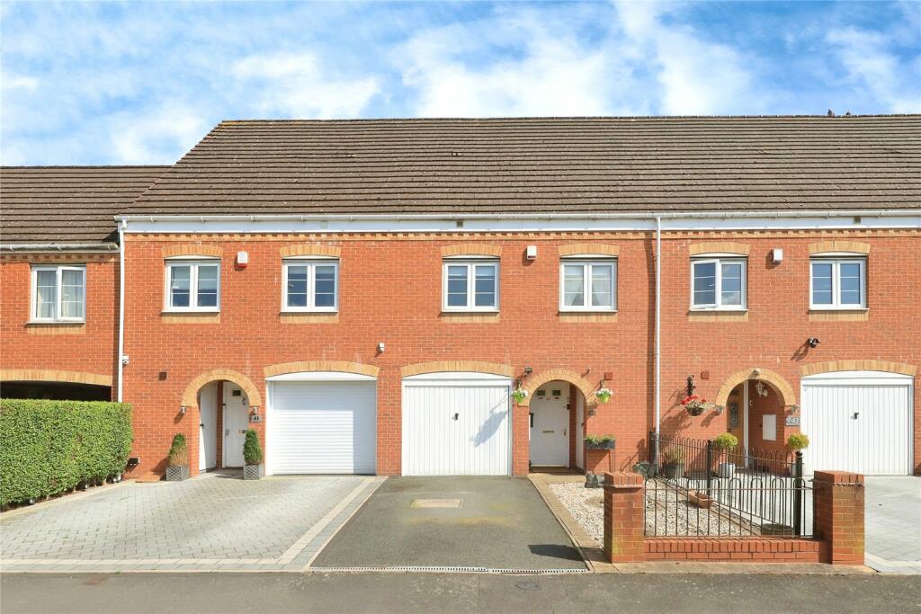 Main image of property: Smallshire Close, Wednesfield, Wolverhampton, West Midlands, WV11