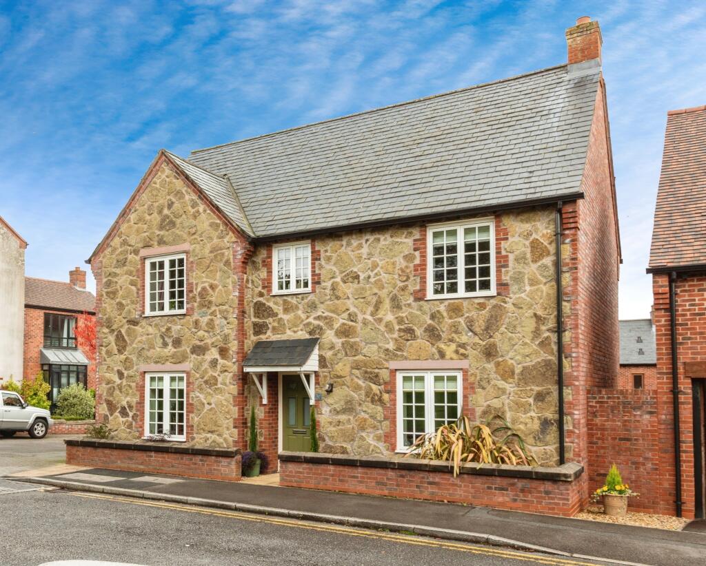 Main image of property: Pepper Mill, Lawley Village, Telford, Shropshire, TF4