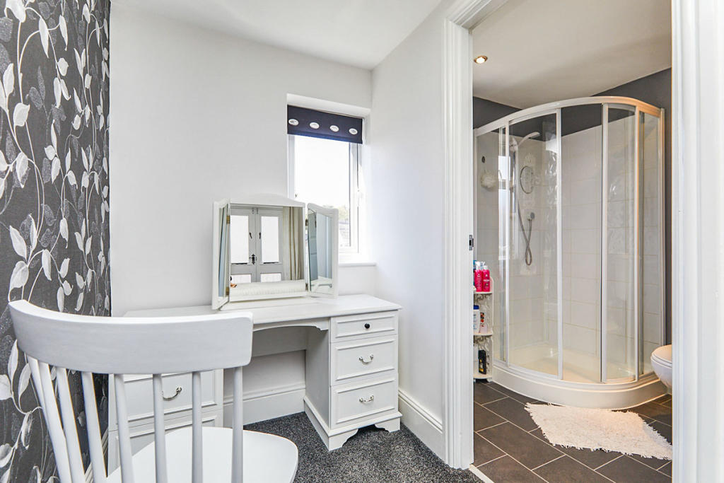 4 bedroom detached house for sale in Alexandra Road, BurtononTrent