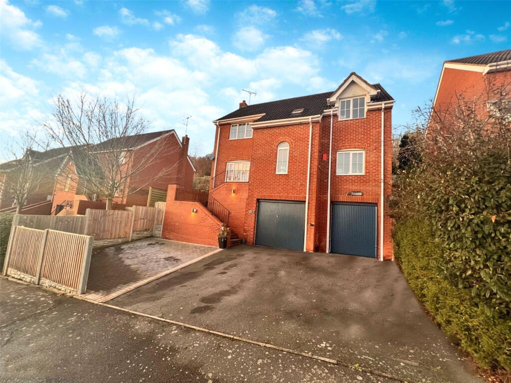 Main image of property: Derwent Road, Burton-on-Trent, Staffordshire, DE15