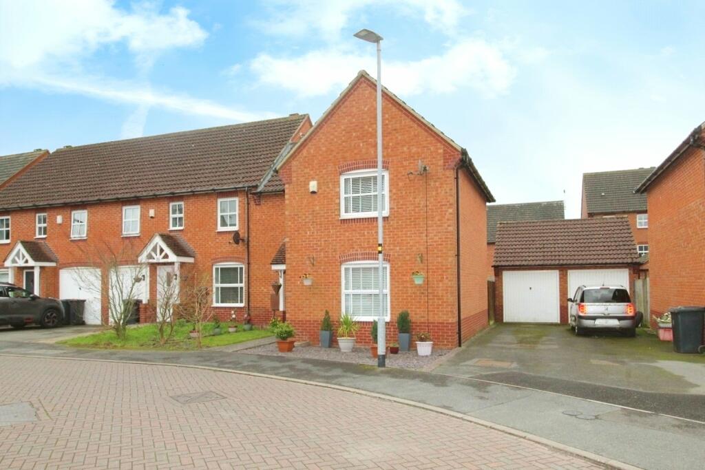 3 bedroom semidetached house for sale in Staples Drive, Coalville