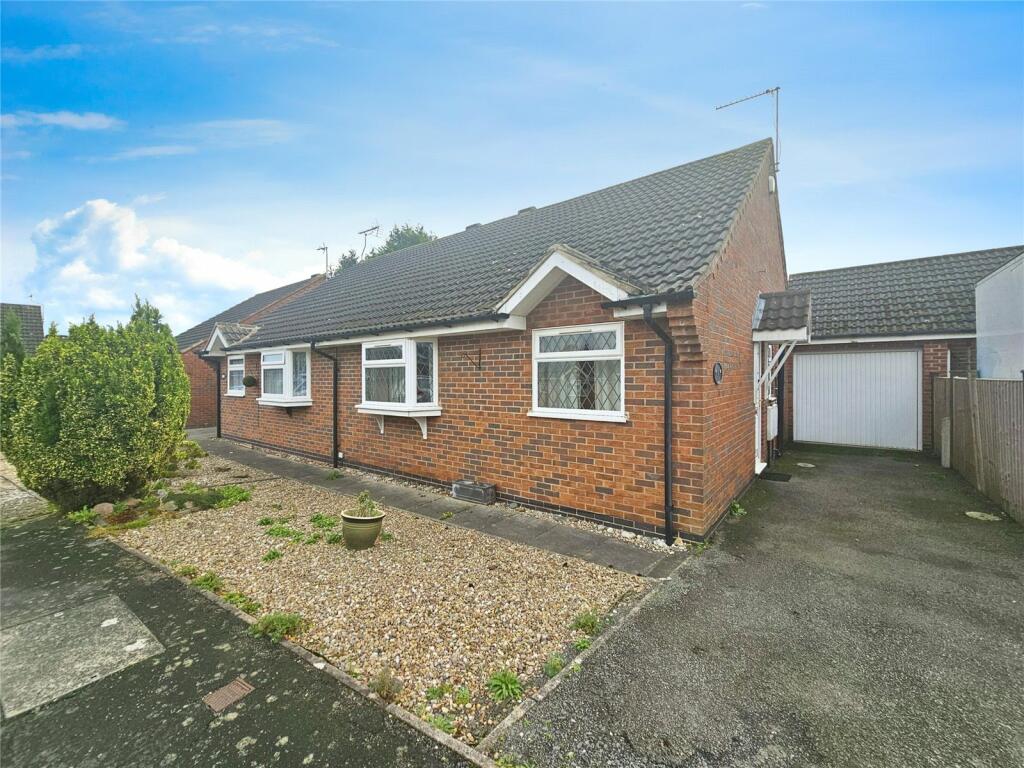 2 bedroom semidetached house for sale in Ash Grove, Mountsorrel