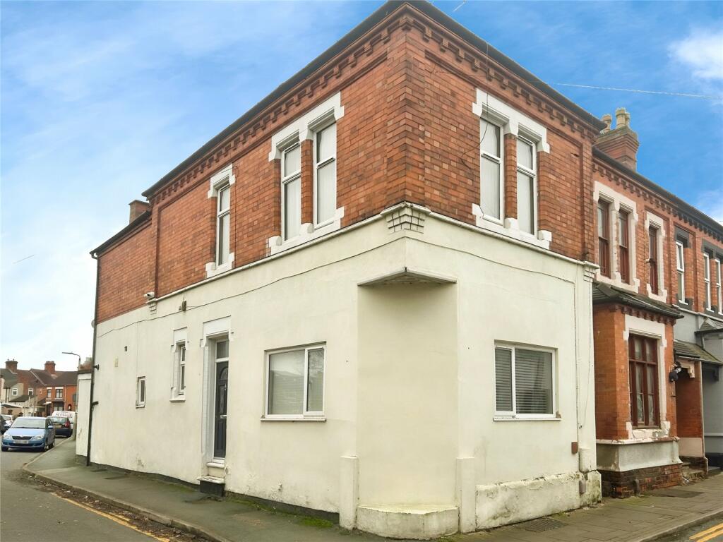 Main image of property: Russell Street, Loughborough, Leicestershire, LE11