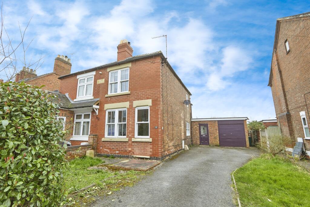 2 bedroom semidetached house for sale in Woodville Road, Overseal