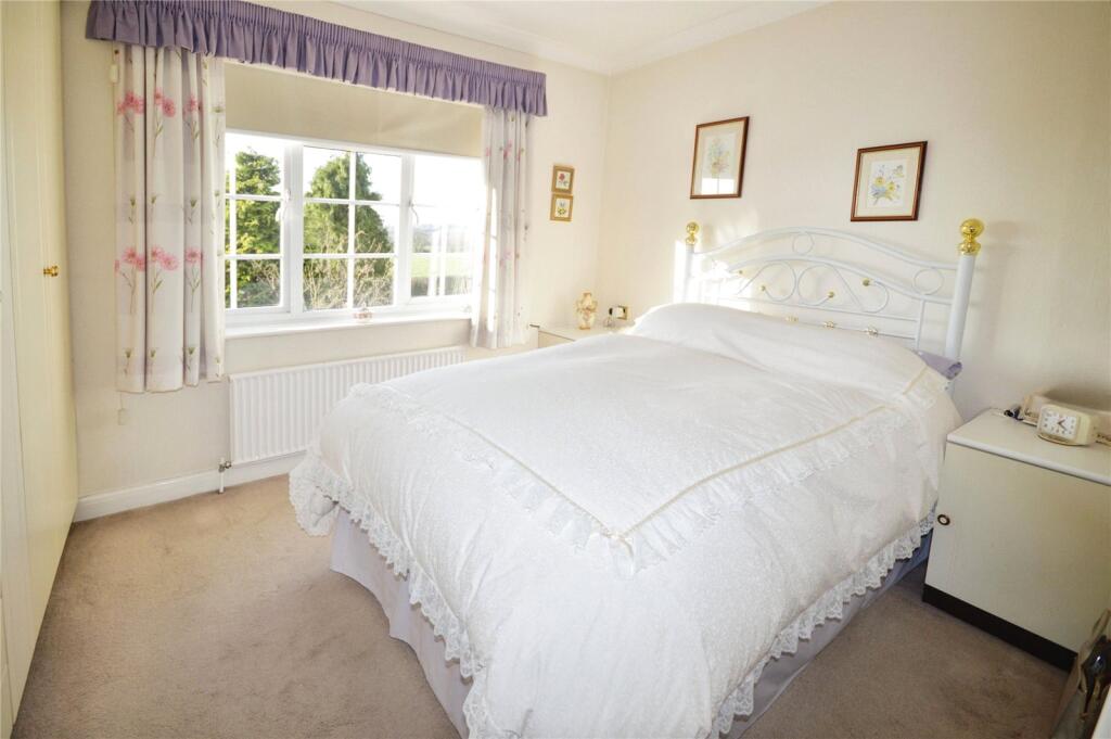 Additional property image - Acresford Road, Overseal, Swadlincote, Derbyshire, DE12