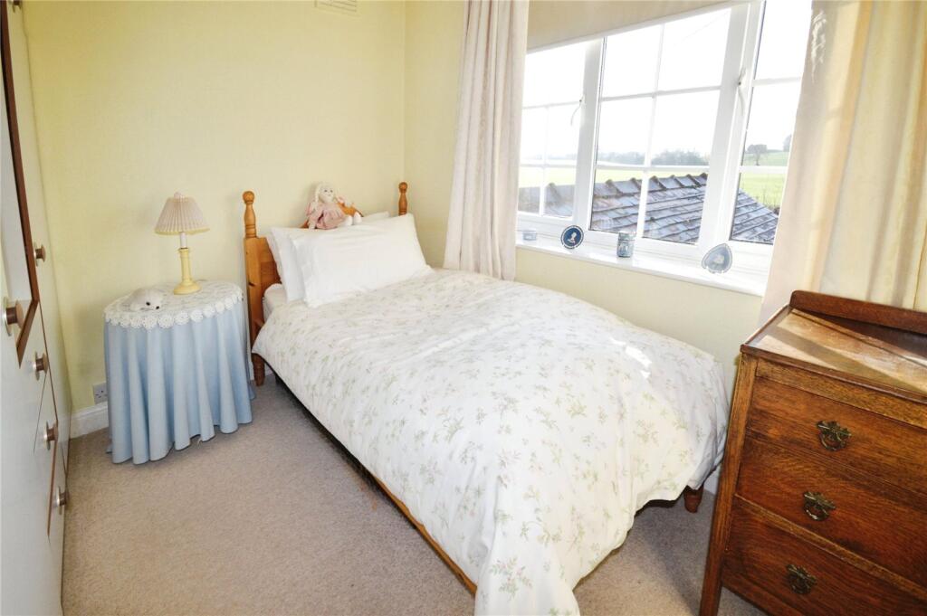 Additional property image - Acresford Road, Overseal, Swadlincote, Derbyshire, DE12