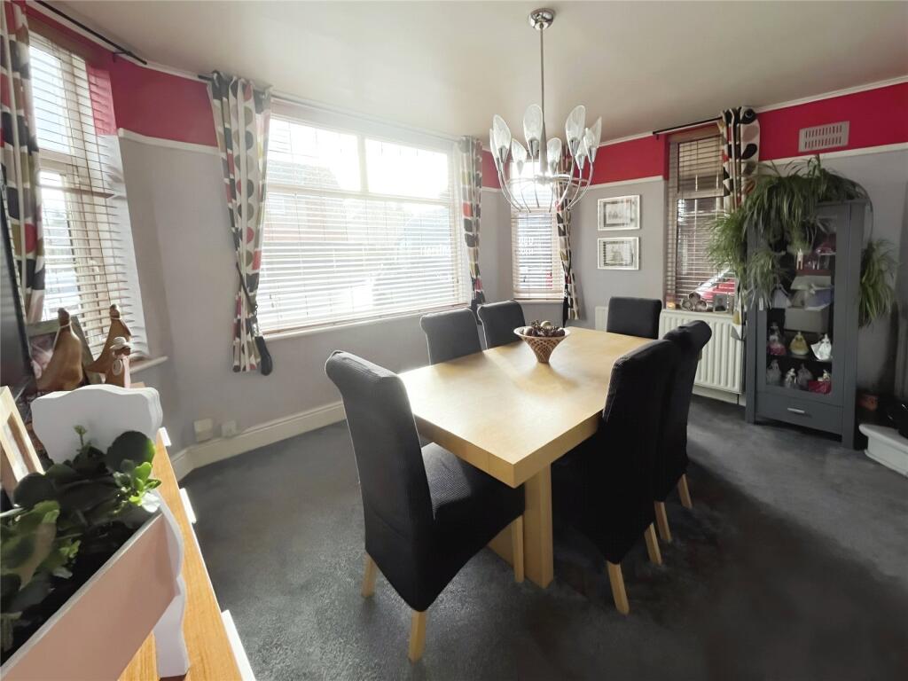 Additional property image - Rye Piece Ringway, Bedworth, Warwickshire, CV12