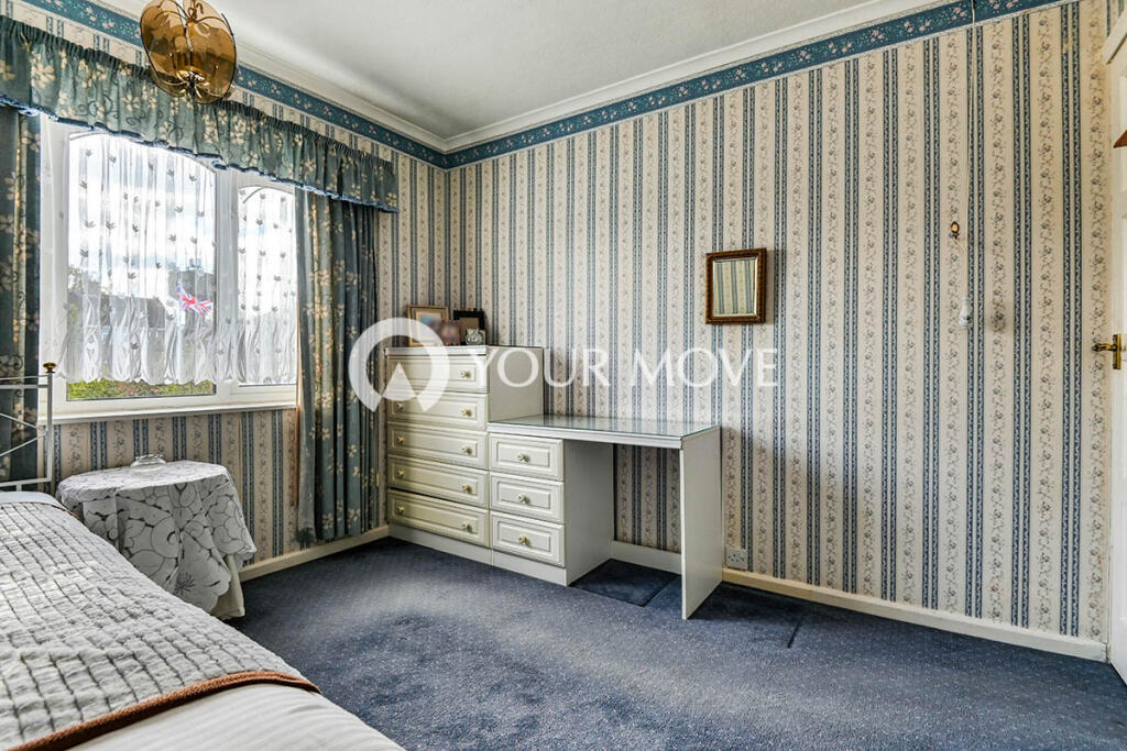 3 bedroom semidetached house for sale in Queensway, Barwell, Leicester