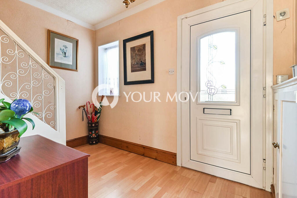 3 bedroom semidetached house for sale in Queensway, Barwell, Leicester