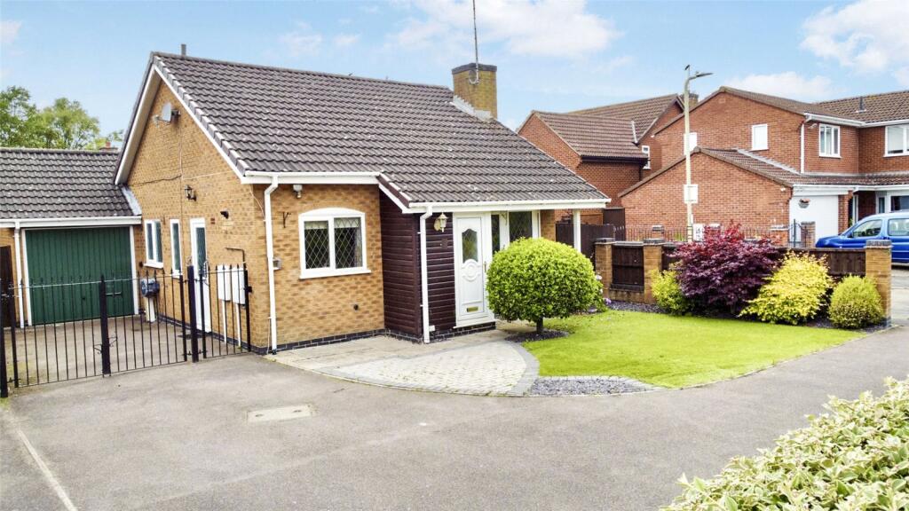 Main image of property: Lovetts Close, Hinckley, Leicestershire, LE10