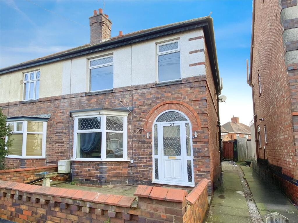 Main image of property: Richmond Road, Nuneaton, Warwickshire, CV11