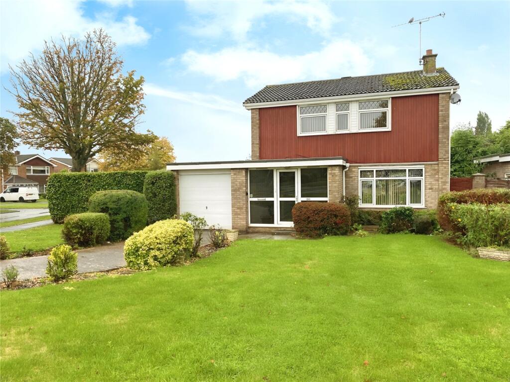 Main image of property: St. Nicolas Park Drive, Nuneaton, Warwickshire, CV11