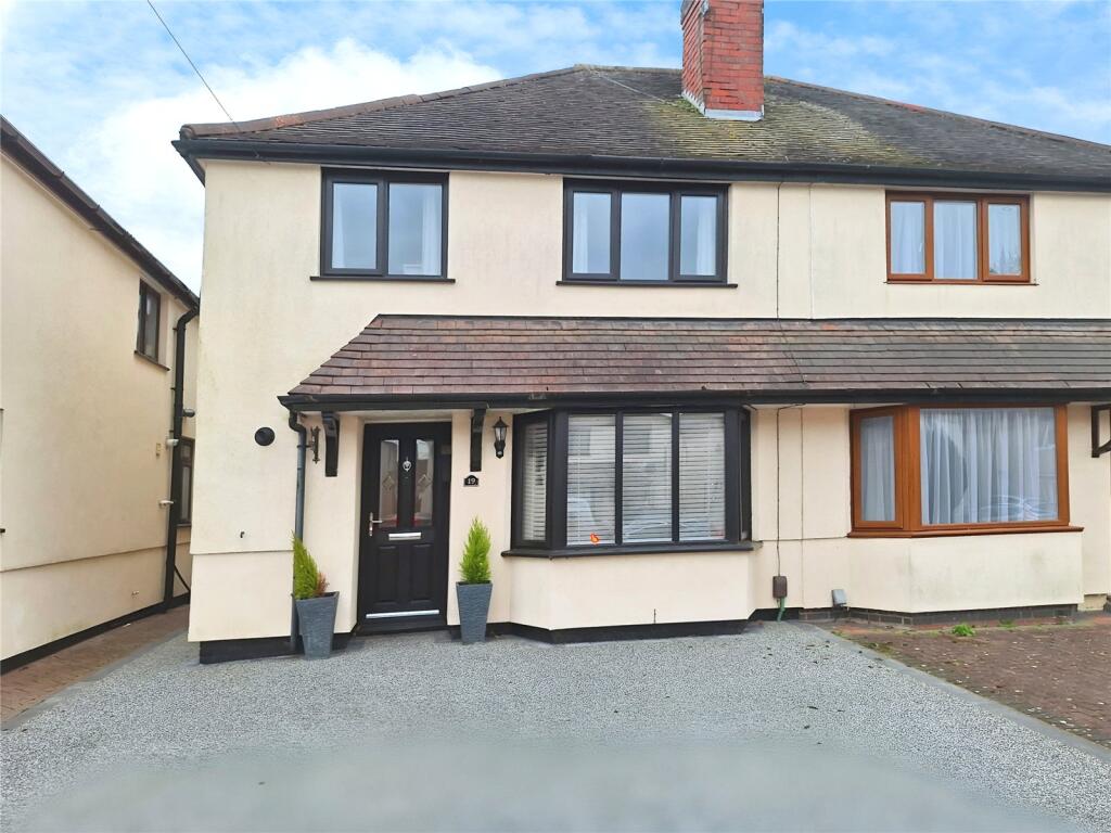 Main image of property: Home Park Road, Nuneaton, Warwickshire, CV11