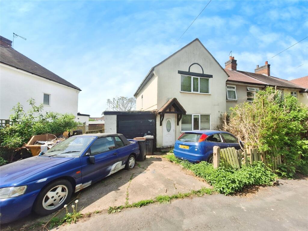 Main image of property: Waverley Avenue, Nuneaton, Warwickshire, CV11