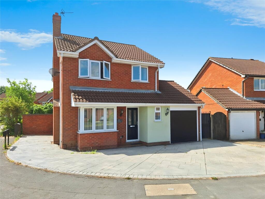 Main image of property: Tiverton Drive, Nuneaton, Warwickshire, CV11