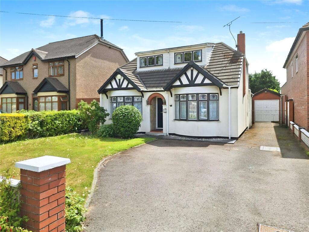 Main image of property: Gipsy Lane, Nuneaton, Warwickshire, CV11