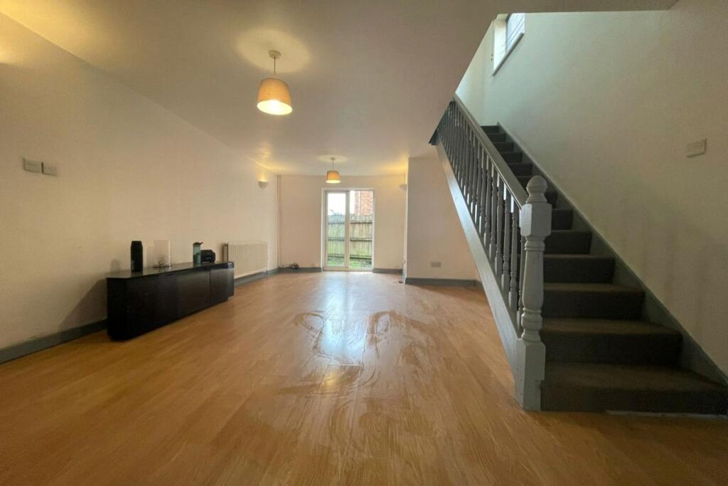 Additional property image - Lyttelton Road, Stechford, Birmingham, West Midlands, B33