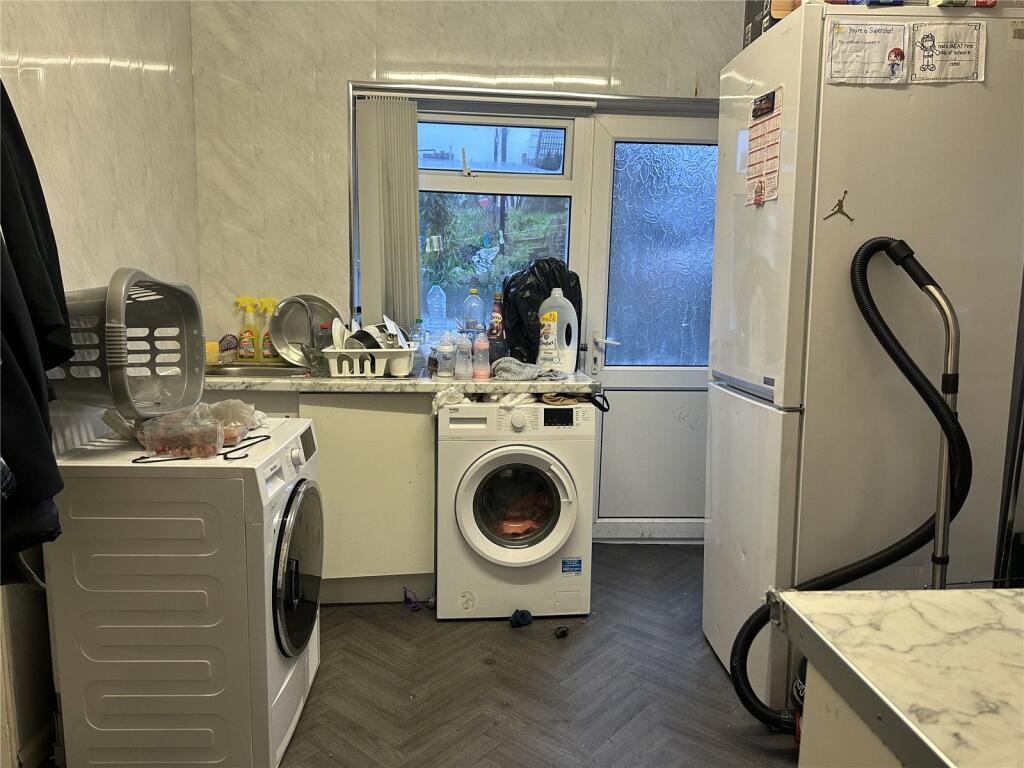 Additional property image - Lime Tree Road, Birmingham, West Midlands, B8
