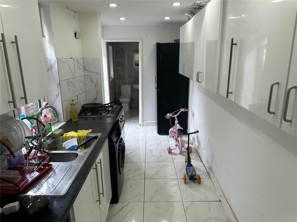 Additional property image - Drews Lane, Birmingham, West Midlands, B8