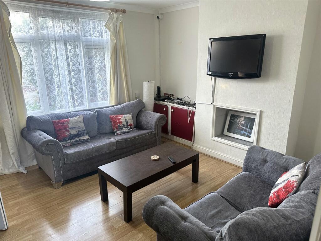 Additional property image - Yoxall Grove, Birmingham, West Midlands, B33
