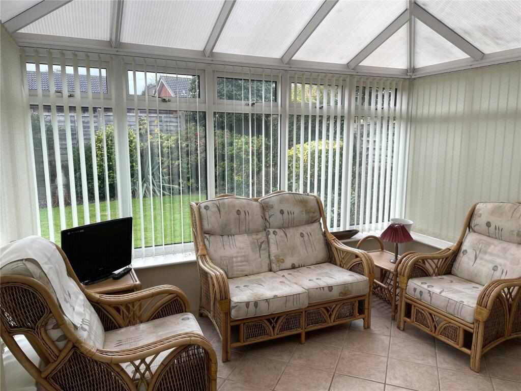 Additional property image - Westacre Gardens, Birmingham, West Midlands, B33