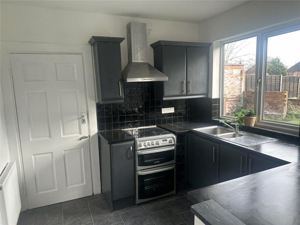 Additional property image - Clements Road, Birmingham, West Midlands, B25