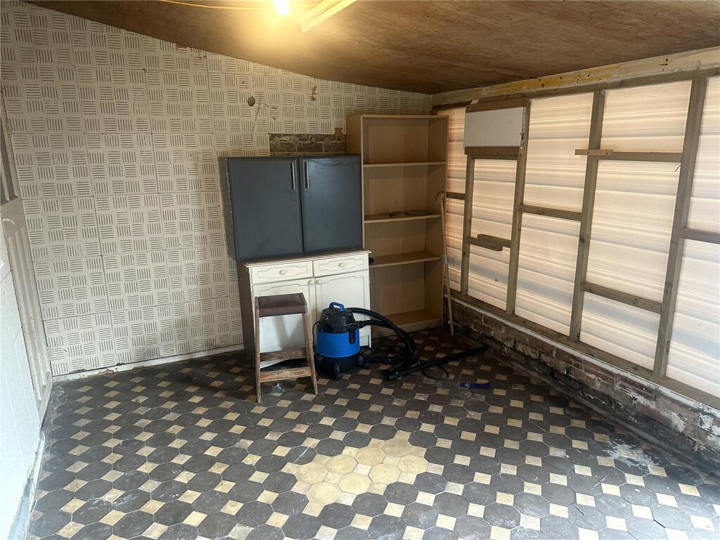Additional property image - Clements Road, Birmingham, West Midlands, B25