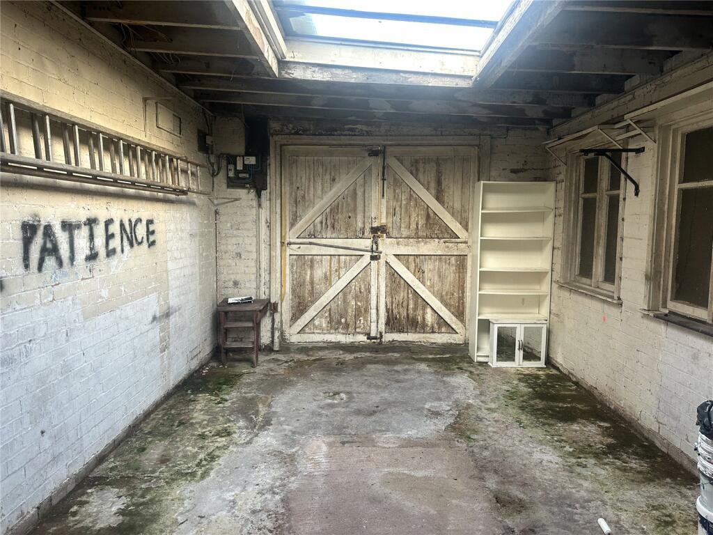 Additional property image - Clements Road, Birmingham, West Midlands, B25