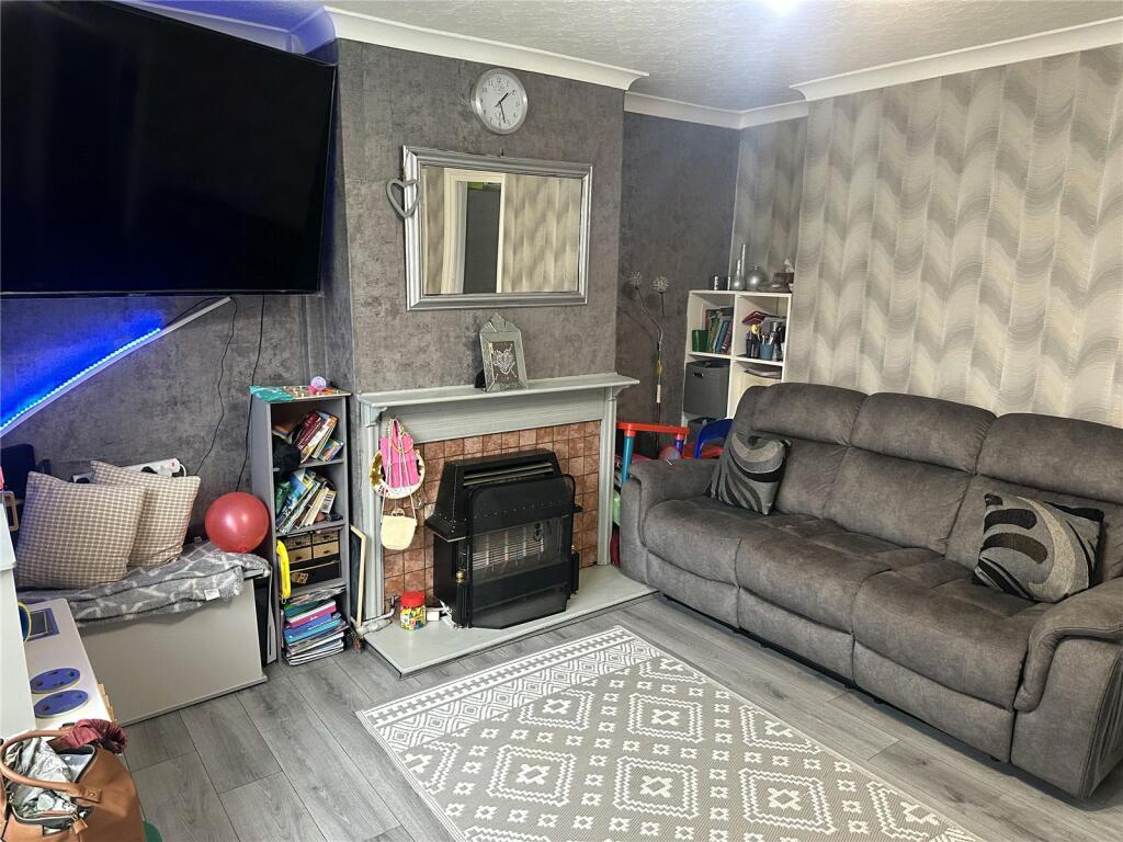 Additional property image - Webbcroft Road, Birmingham, West Midlands, B33