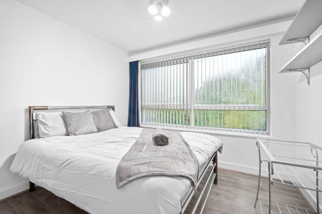 Additional property image - Marsland Road, Solihull, West Midlands, B92