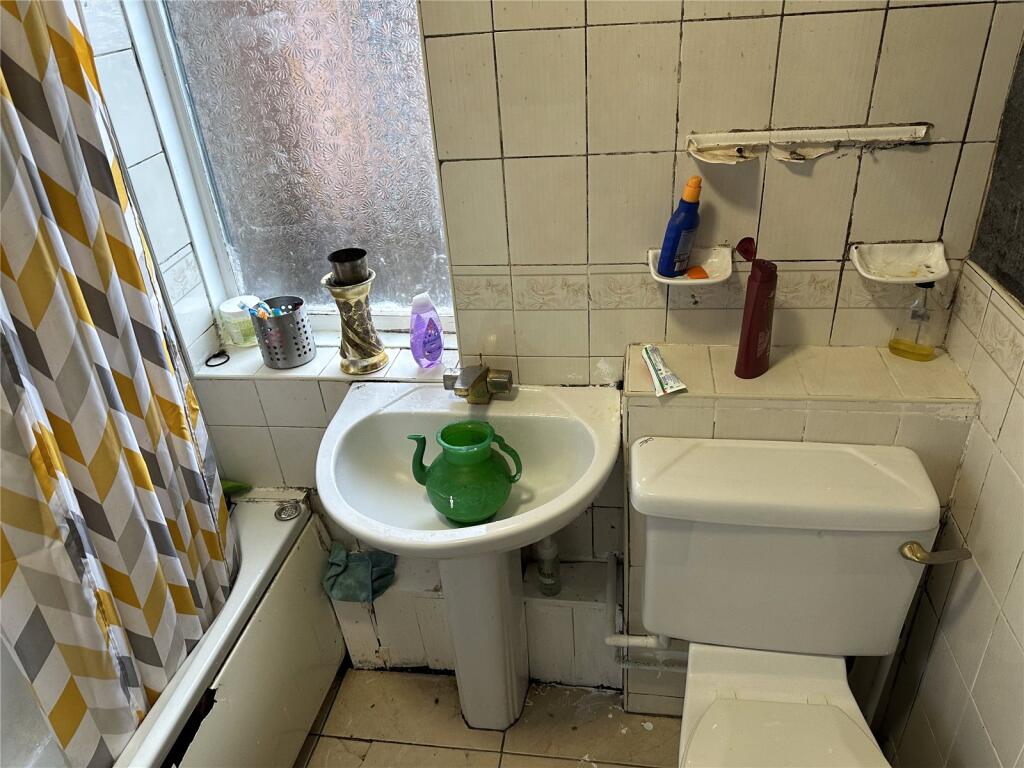 Additional property image - Latelow Road, Birmingham, West Midlands, B33