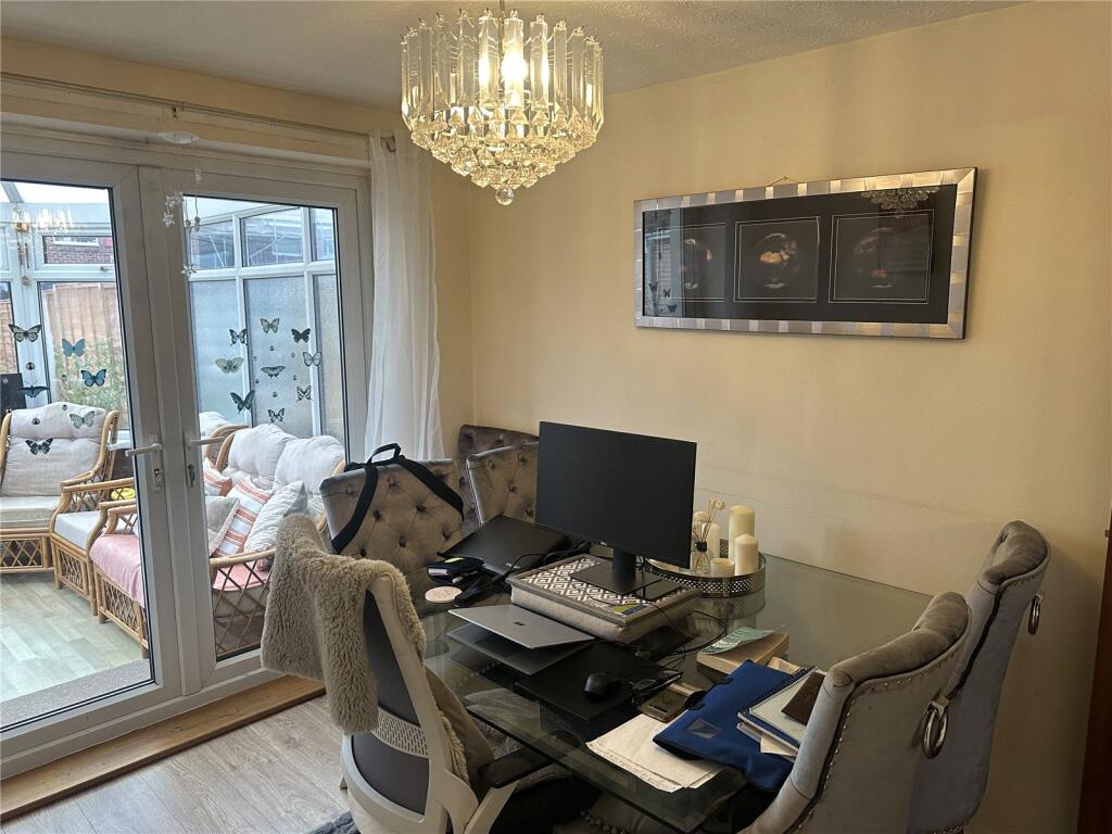 Additional property image - Broomy Close, Birmingham, West Midlands, B34