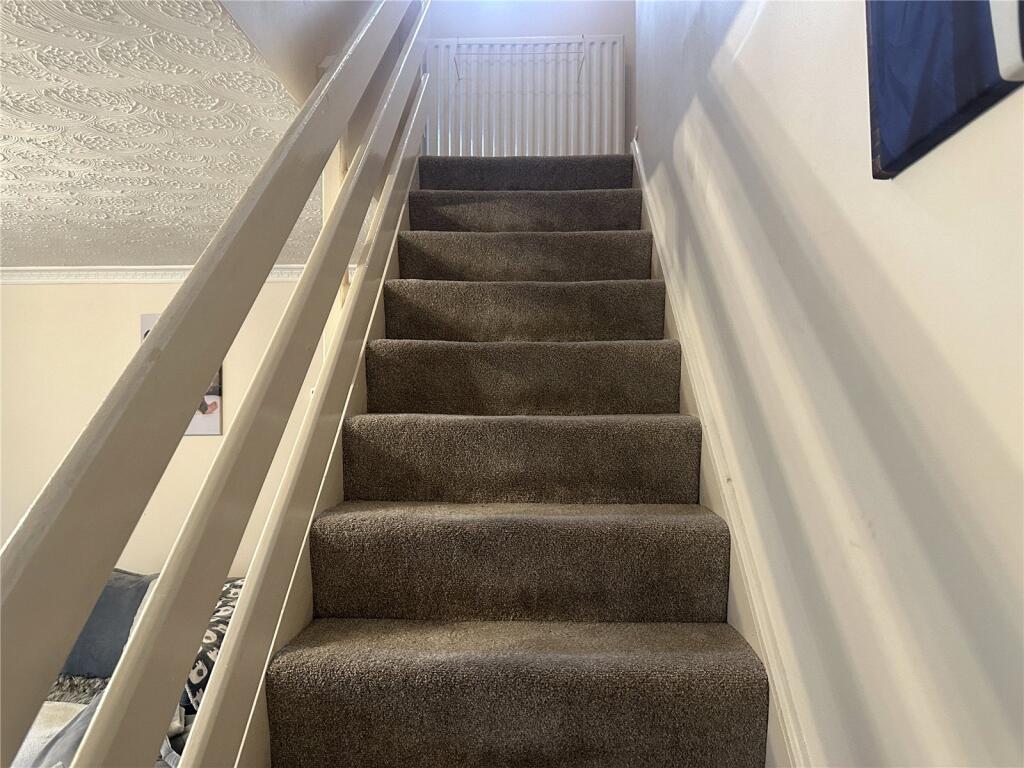 Additional property image - Broomy Close, Birmingham, West Midlands, B34